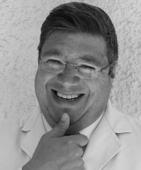 Mr Arturo Almeida